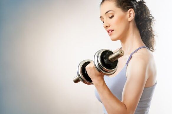Physical training with dumbbells will help the process of weight loss by 5 kg in 7 days
