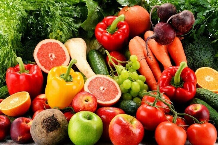 Your daily diet for weight loss can include mostly vegetables and fruits
