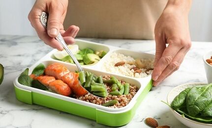 Nutritional correction to lose weight in the stomach and sides